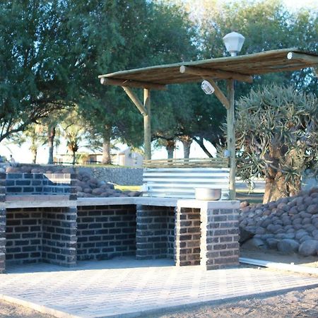 Maritz Country Lodge Keetmanshoop Esterno foto