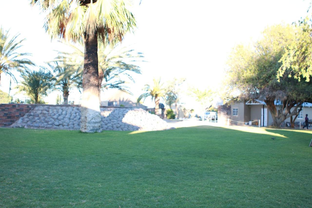 Maritz Country Lodge Keetmanshoop Esterno foto