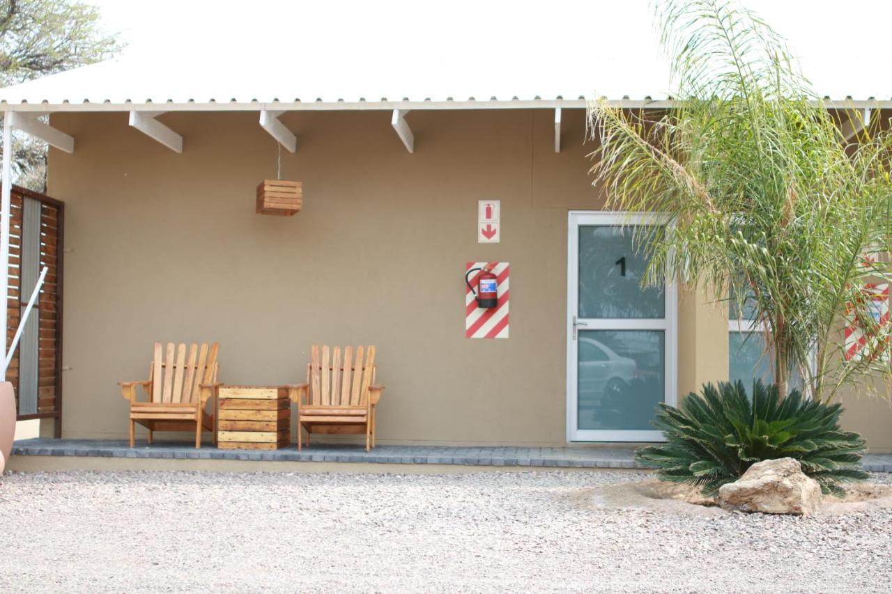 Maritz Country Lodge Keetmanshoop Esterno foto