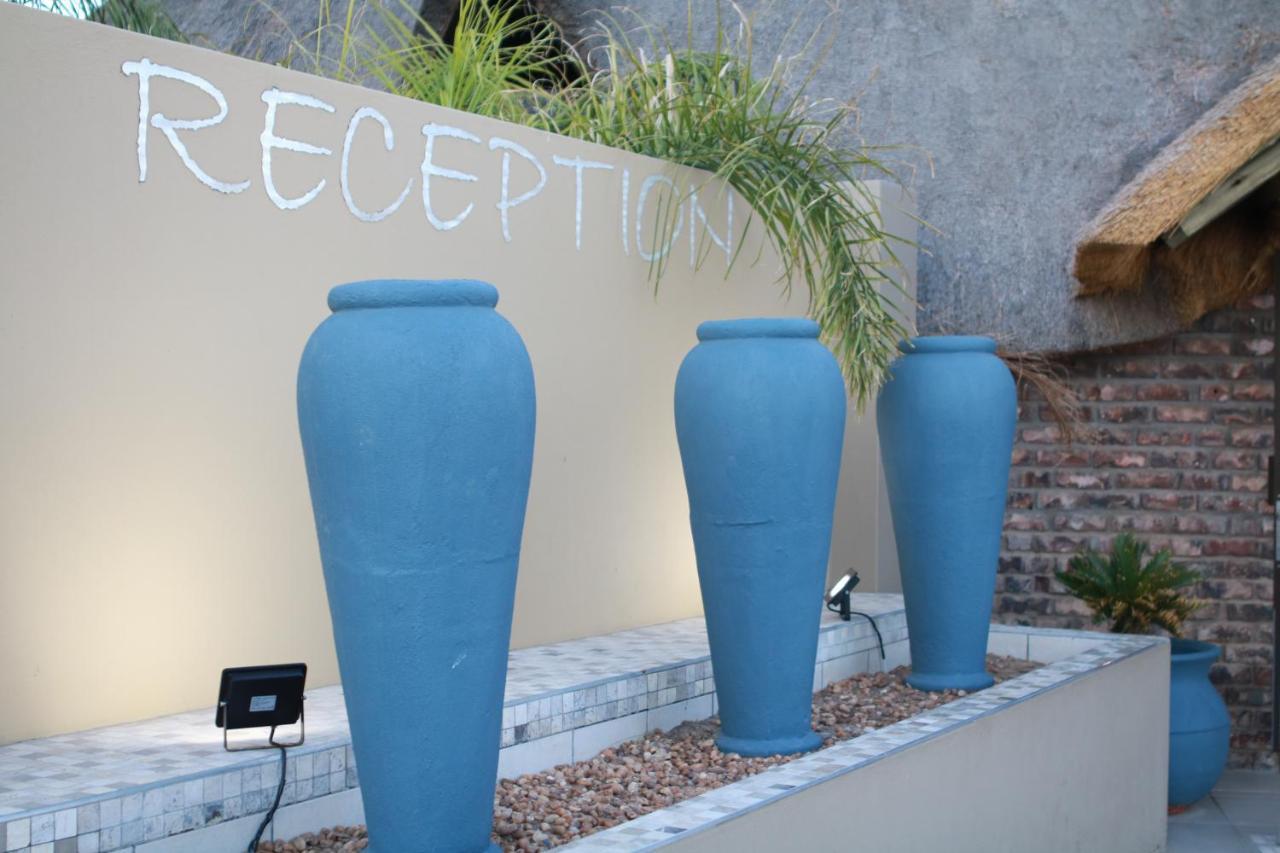 Maritz Country Lodge Keetmanshoop Esterno foto