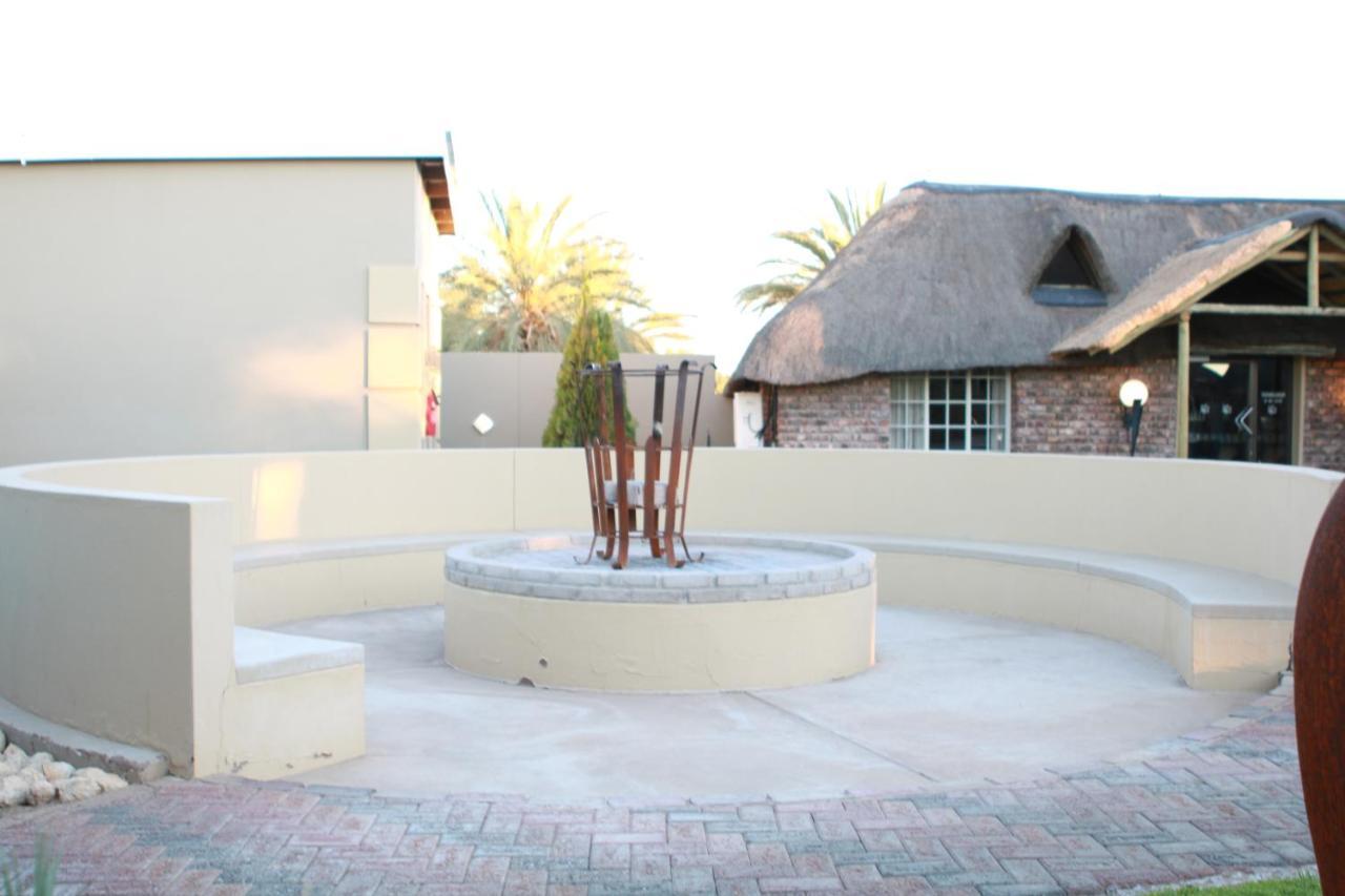 Maritz Country Lodge Keetmanshoop Esterno foto